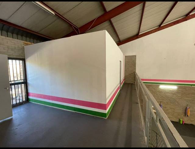 INDUSTRIAL PROPERTY TO RENT IN HENNOPSPARK